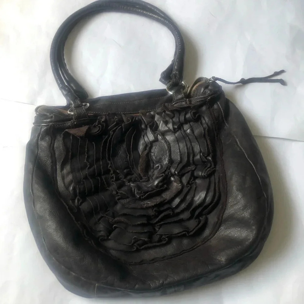 Byblos Dark Brown rose hobo leather purse